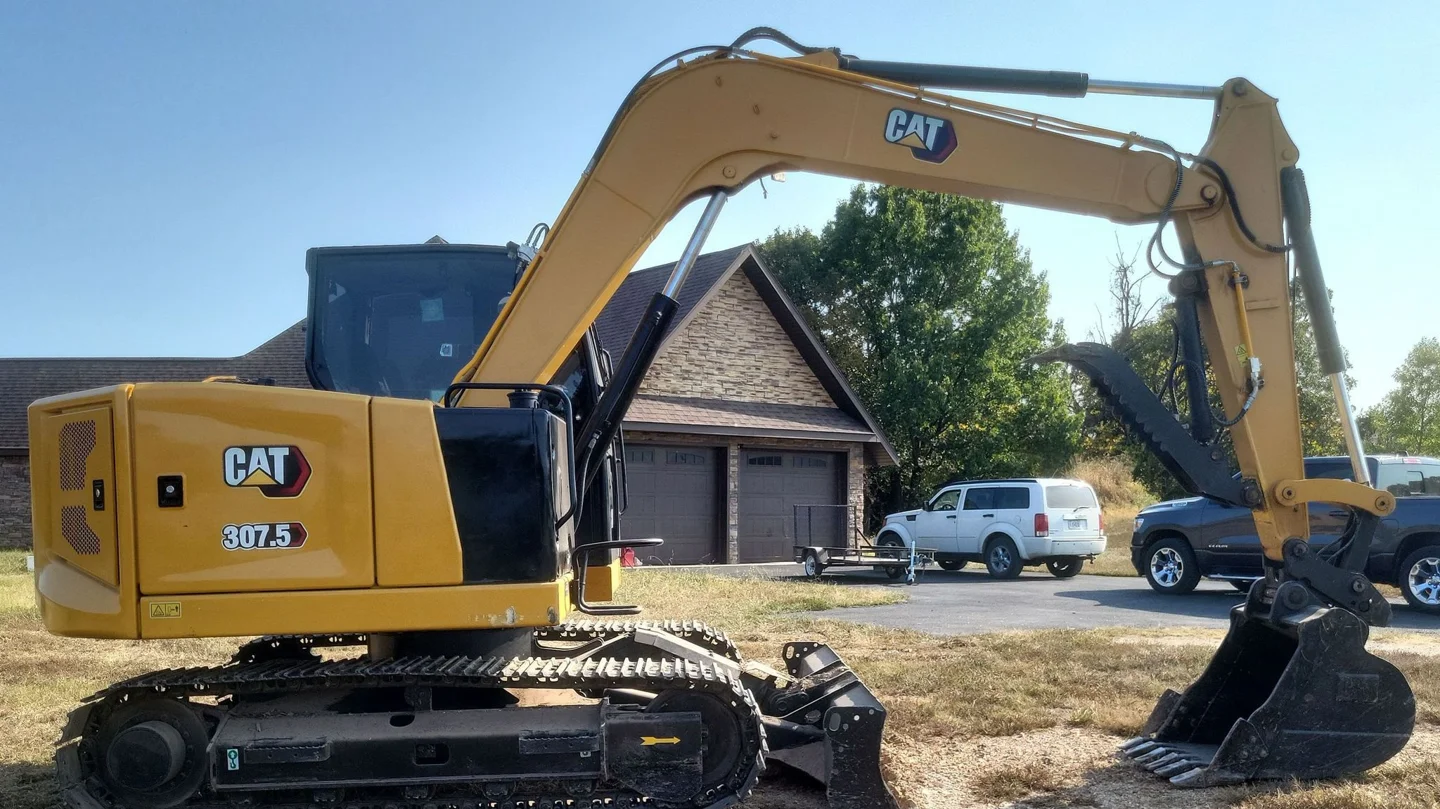 2023 Caterpillar 307.5 — exterior view